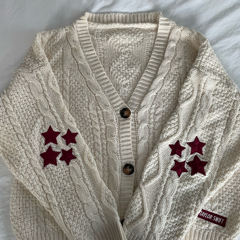 Taylor Swift Red album Ivory Cable Knit Cardigan with Red Stars
